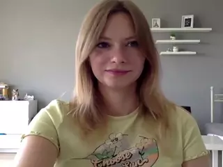 MillieDesire's Live Sex Cam Show