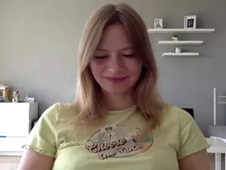 MillieDesire's Live Sex Cam Show