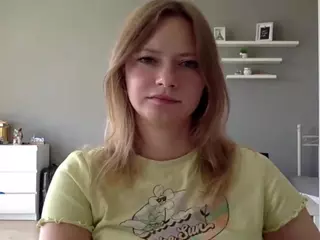 MillieDesire's Live Sex Cam Show
