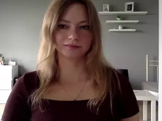 MillieDesire's Live Sex Cam Show