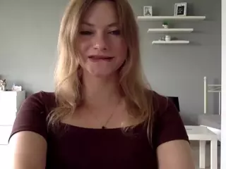 MillieDesire's Live Sex Cam Show