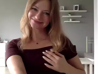 MillieDesire's Live Sex Cam Show