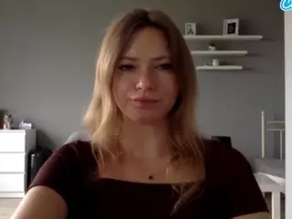 MillieDesire's Live Sex Cam Show
