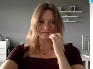 MillieDesire's Live Sex Cam Show