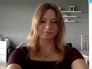 MillieDesire's Live Sex Cam Show