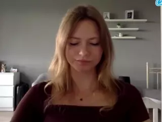 MillieDesire's Live Sex Cam Show