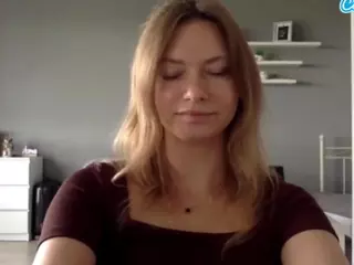 MillieDesire's Live Sex Cam Show