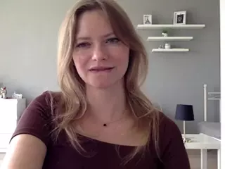 MillieDesire's Live Sex Cam Show