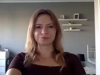 MillieDesire's Live Sex Cam Show