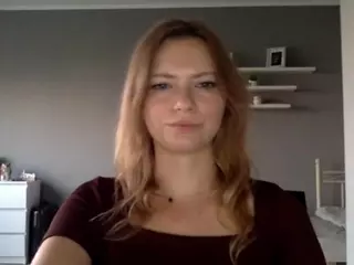 MillieDesire's Live Sex Cam Show