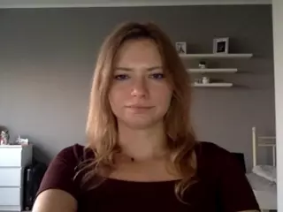 MillieDesire's Live Sex Cam Show