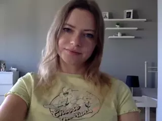 MillieDesire's Live Sex Cam Show