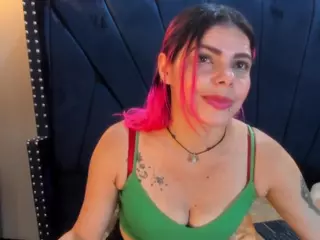 NIKI-SANTANA's Live Sex Cam Show