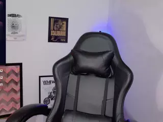 SaraSavaage's Live Sex Cam Show