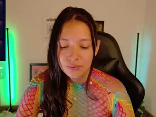 SaraSavaage's Live Sex Cam Show