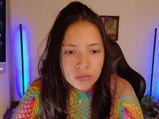 SaraSavaage's Live Sex Cam Show