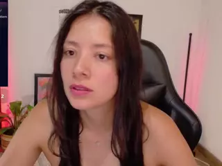 SaraSavaage's Live Sex Cam Show