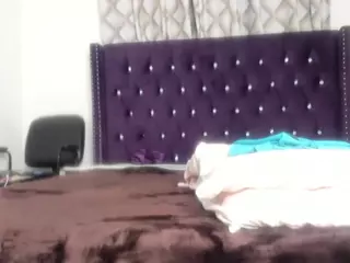 Sexy-Serenity's Live Sex Cam Show