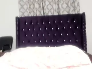 Sexy-Serenity's Live Sex Cam Show