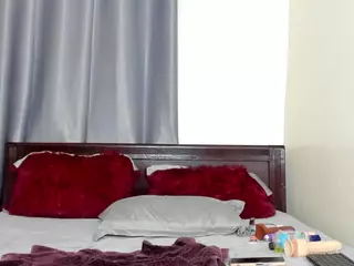 Sweet-Tina's Live Sex Cam Show
