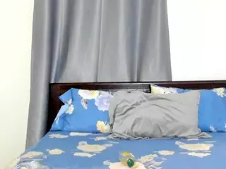Sweet-Tina's Live Sex Cam Show