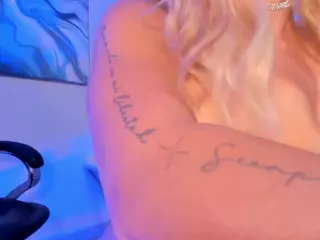 IsabelBornner's Live Sex Cam Show