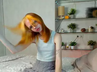 Mia's Live Sex Cam Show
