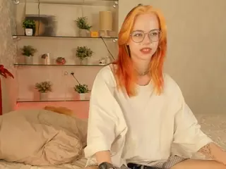 Mia's Live Sex Cam Show