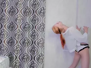 Mia's Live Sex Cam Show