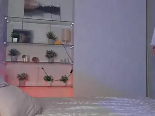 Mia's Live Sex Cam Show