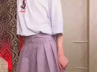 Mia's Live Sex Cam Show
