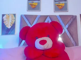 emma-hiill's Live Sex Cam Show