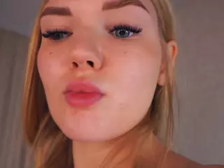 Kate and Eva's Live Sex Cam Show