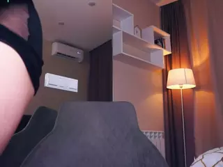 Tate's Live Sex Cam Show
