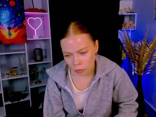 madam-ulis's Live Sex Cam Show