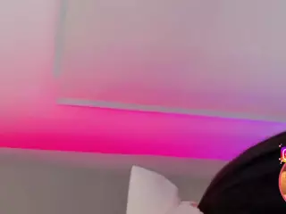 Cutie Riley's Live Sex Cam Show