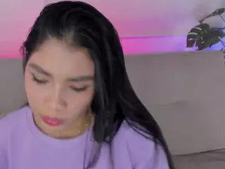 Cutie Riley's Live Sex Cam Show