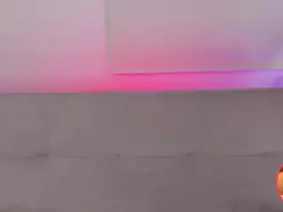 Cutie Riley's Live Sex Cam Show