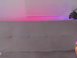 Cutie Riley's Live Sex Cam Show