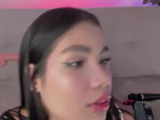 Cutie Riley's Live Sex Cam Show