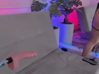 Cutie Riley's Live Sex Cam Show