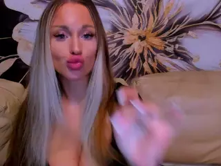 BarbaraSkills's Live Sex Cam Show