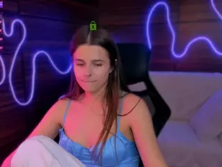 berry-alma's Live Sex Cam Show