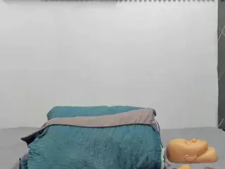 Cloeerabbytt's Live Sex Cam Show