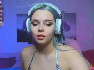 Lux's Live Sex Cam Show