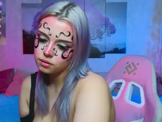 Lux's Live Sex Cam Show