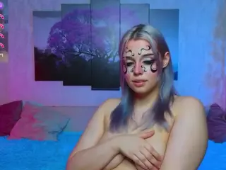 Lux's Live Sex Cam Show