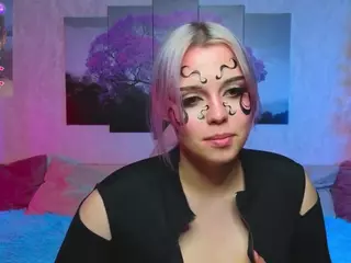 Lux's Live Sex Cam Show