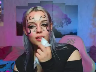 Lux's Live Sex Cam Show