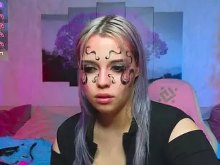 Lux's Live Sex Cam Show